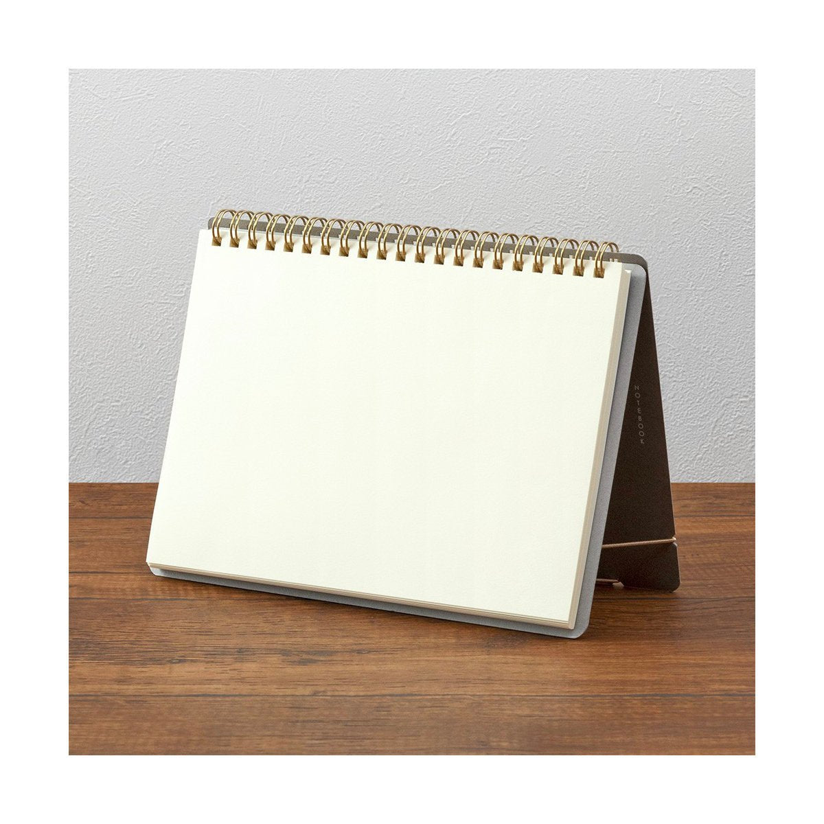 Midori Stand - A5 Notebook - Blank - Notegeist